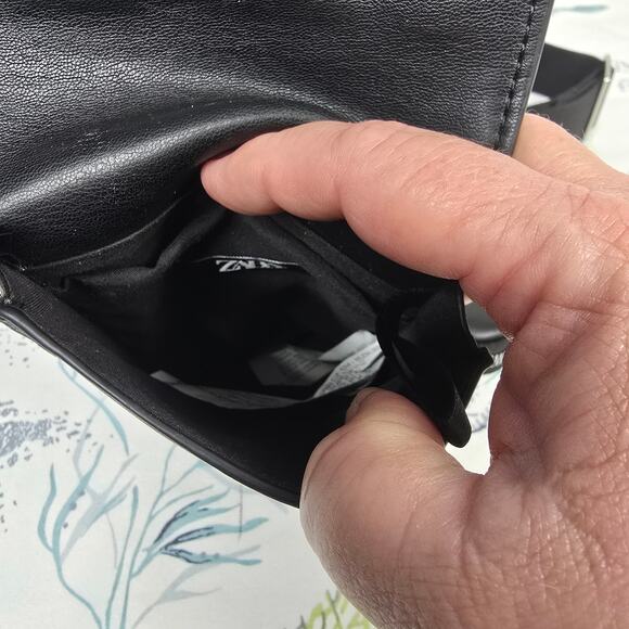 Zara Men's Sling Bag Crossbody Pouch - Picture 5 of 16